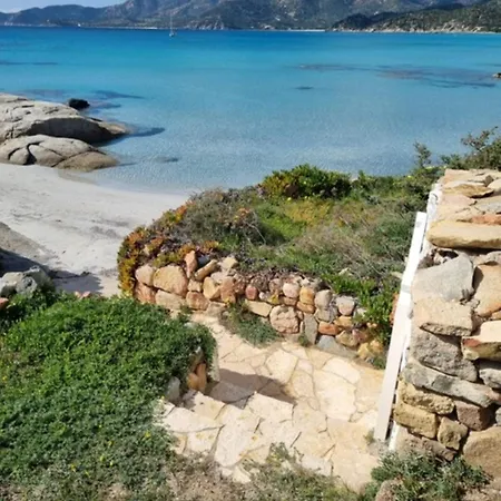 Vila Sul Mare Sardegna Floriana *